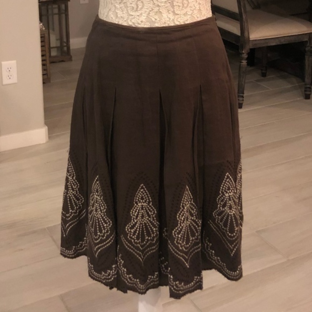 Tahari Pleated Brown Patterned Skirt